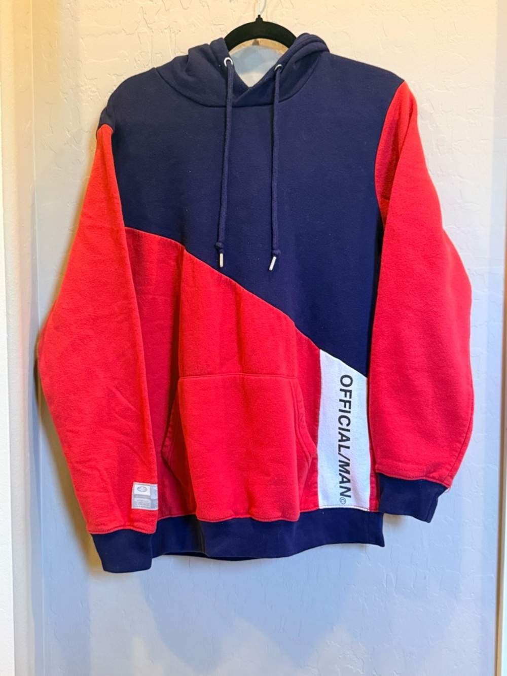 Official/MAN Colorblock Pullover Hoodie in Navy & Red